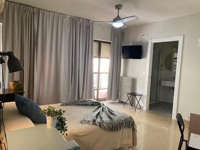 Acogedores Apartamentos En El Centro Alcantarilla  Bagian luar foto